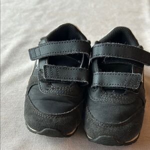 Puma Black Sneakers with Breathable Mesh and Velcro Straps